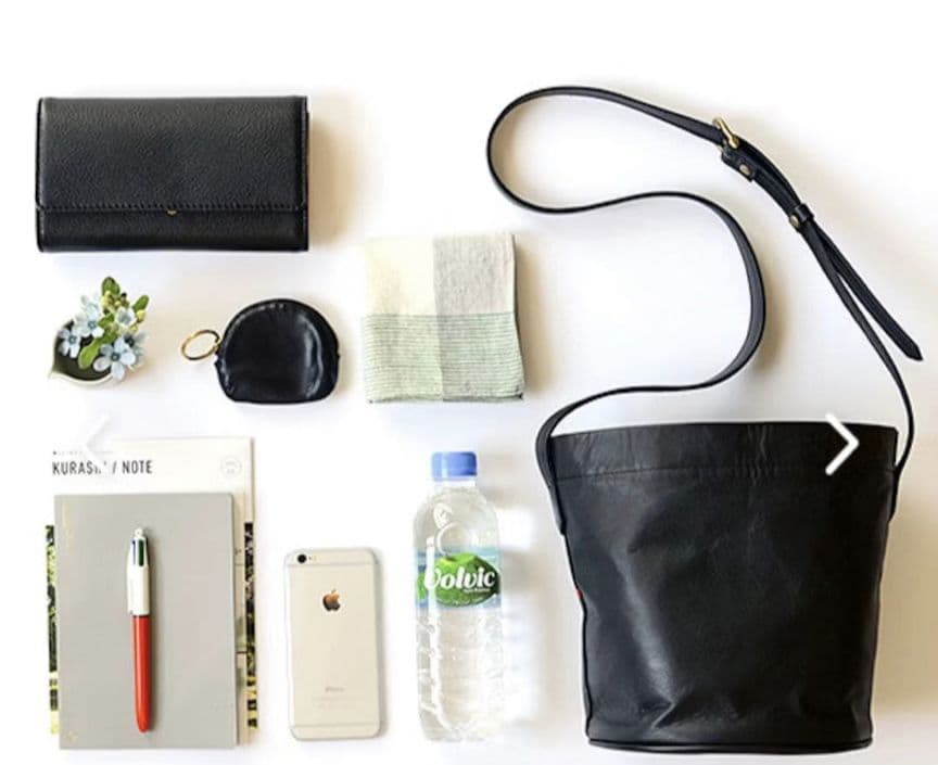 未使用級✨パーマネントエイジ 北欧暮らしの道具店 バケツ型レザーショルダーバッグ