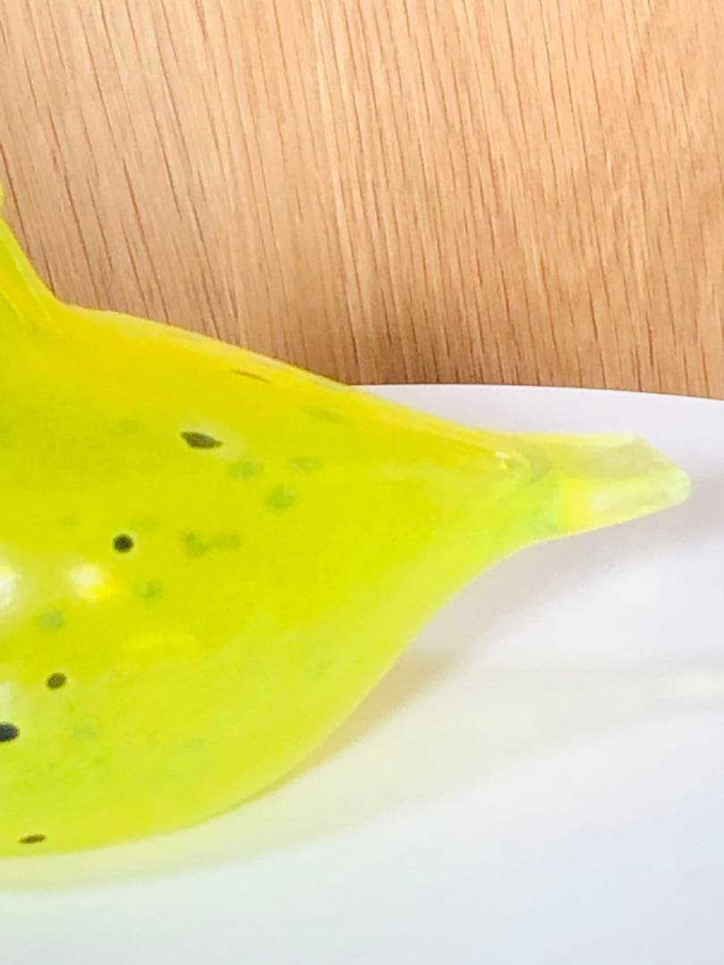 イッタラ　バード　パウダーイエロー　オイバトイッカ