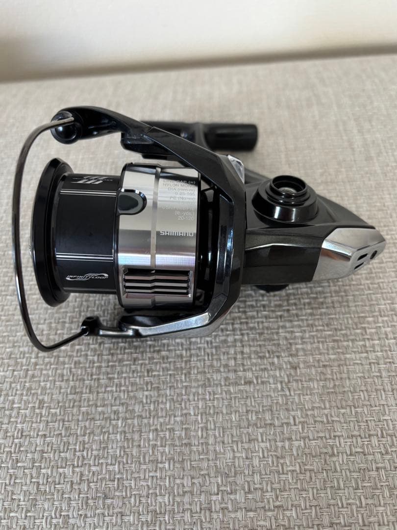 23ヴァンキッシュ4000MHG スピニングリール未使用新品