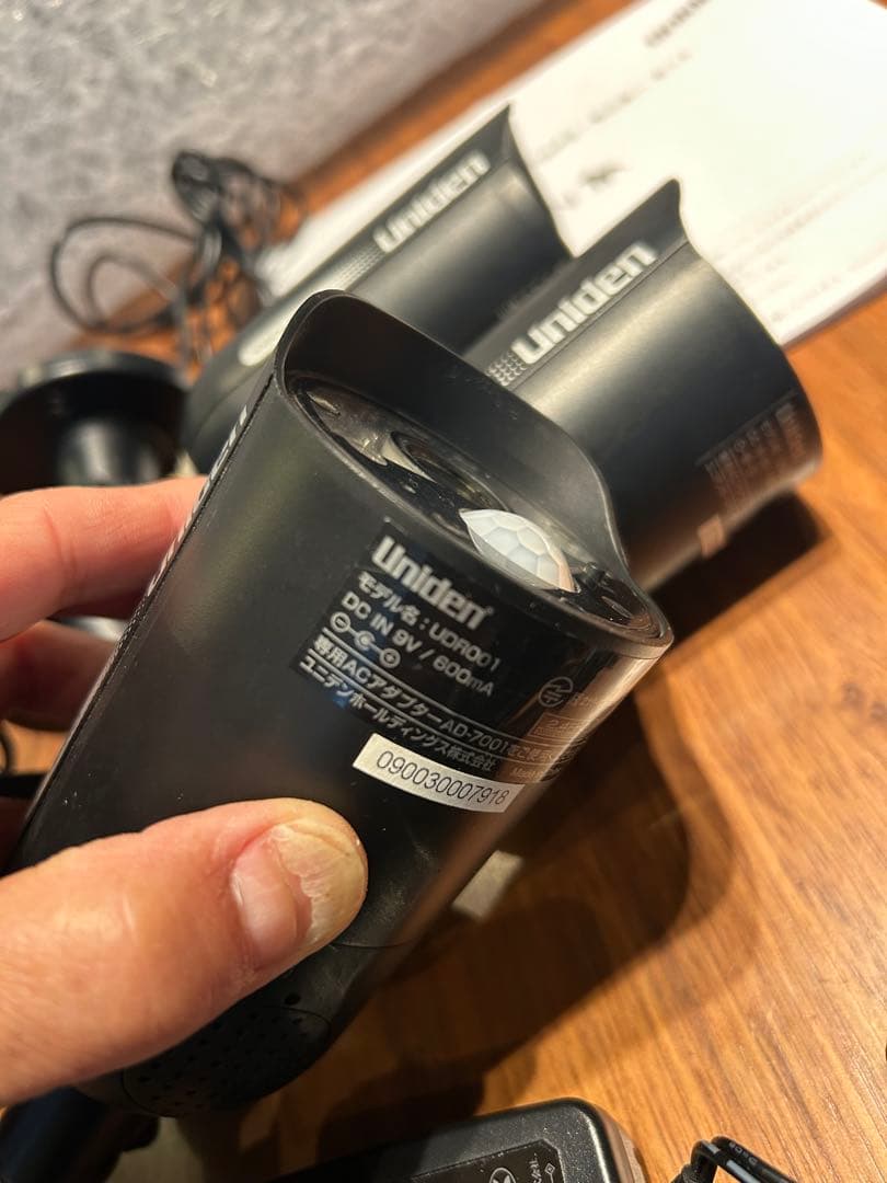 Uniden防犯カメラ モニター、カメラ3台セット