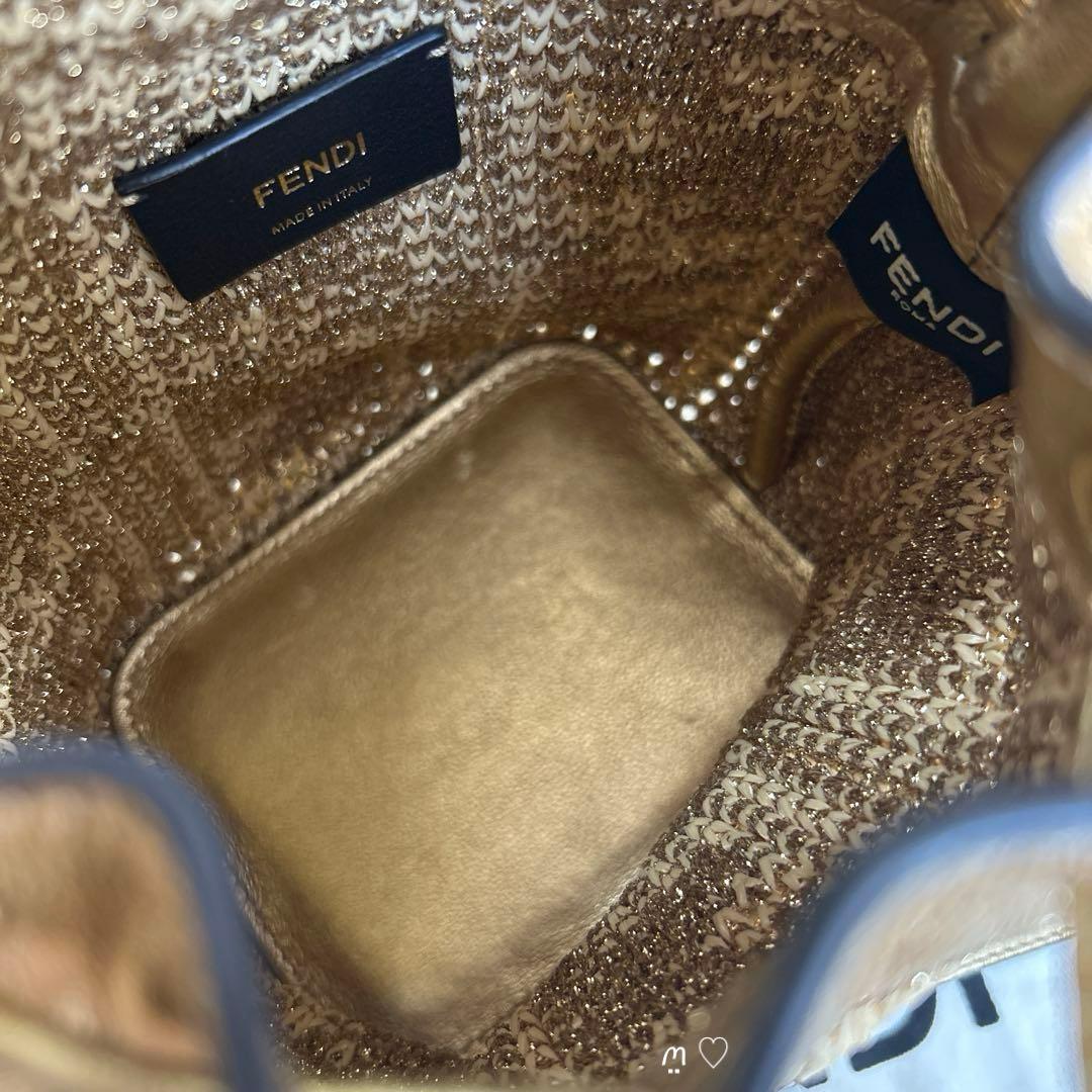 FENDIフェンディ　モントレゾールミニバッグ　ラフィア　カゴ　ハンドショルダー