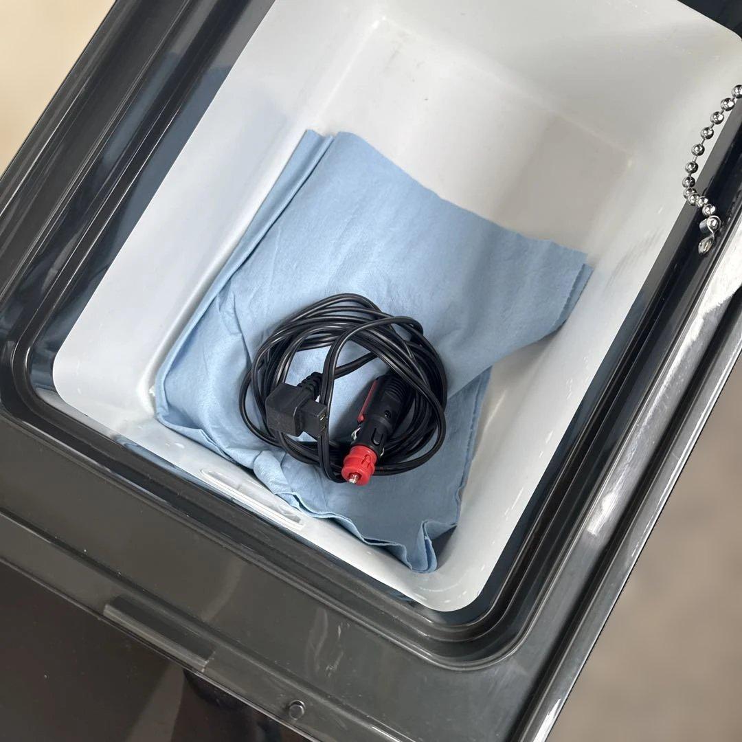 ドンキホーテ　持ち運べる冷凍　冷温庫18L 車載　車中泊