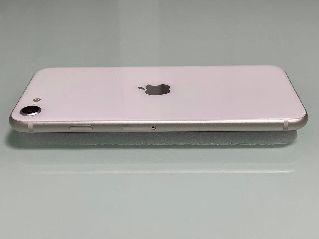 iPhone SE 第3世代 スターライト 64GB バッテリー100%