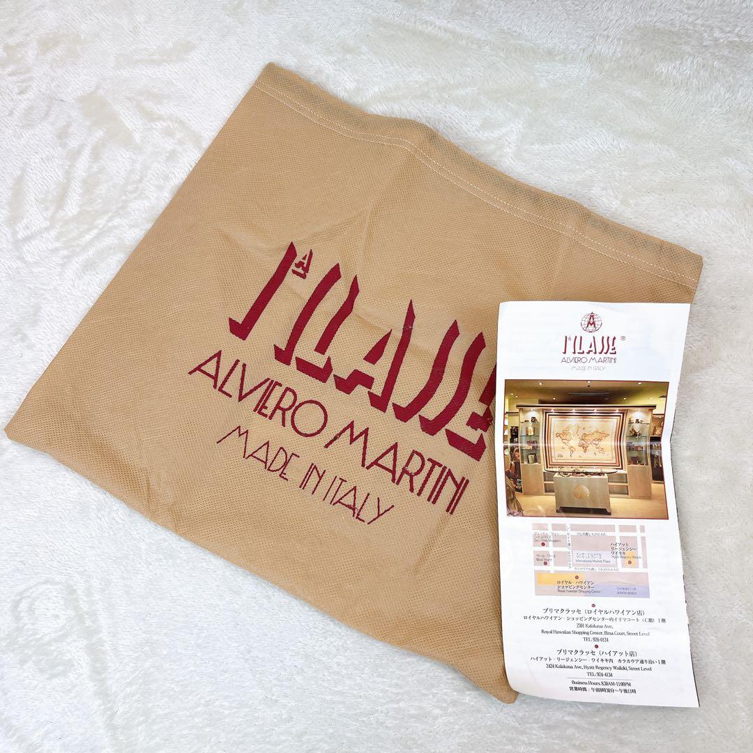 新品✨プリマクラッセ　ショルダーバッグ　世界地図柄　レザー　斜め掛け