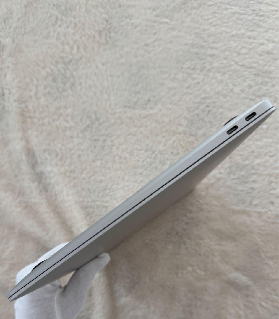 美品　MacBook Air 2020 13インチ 512GB 8GB シルバー