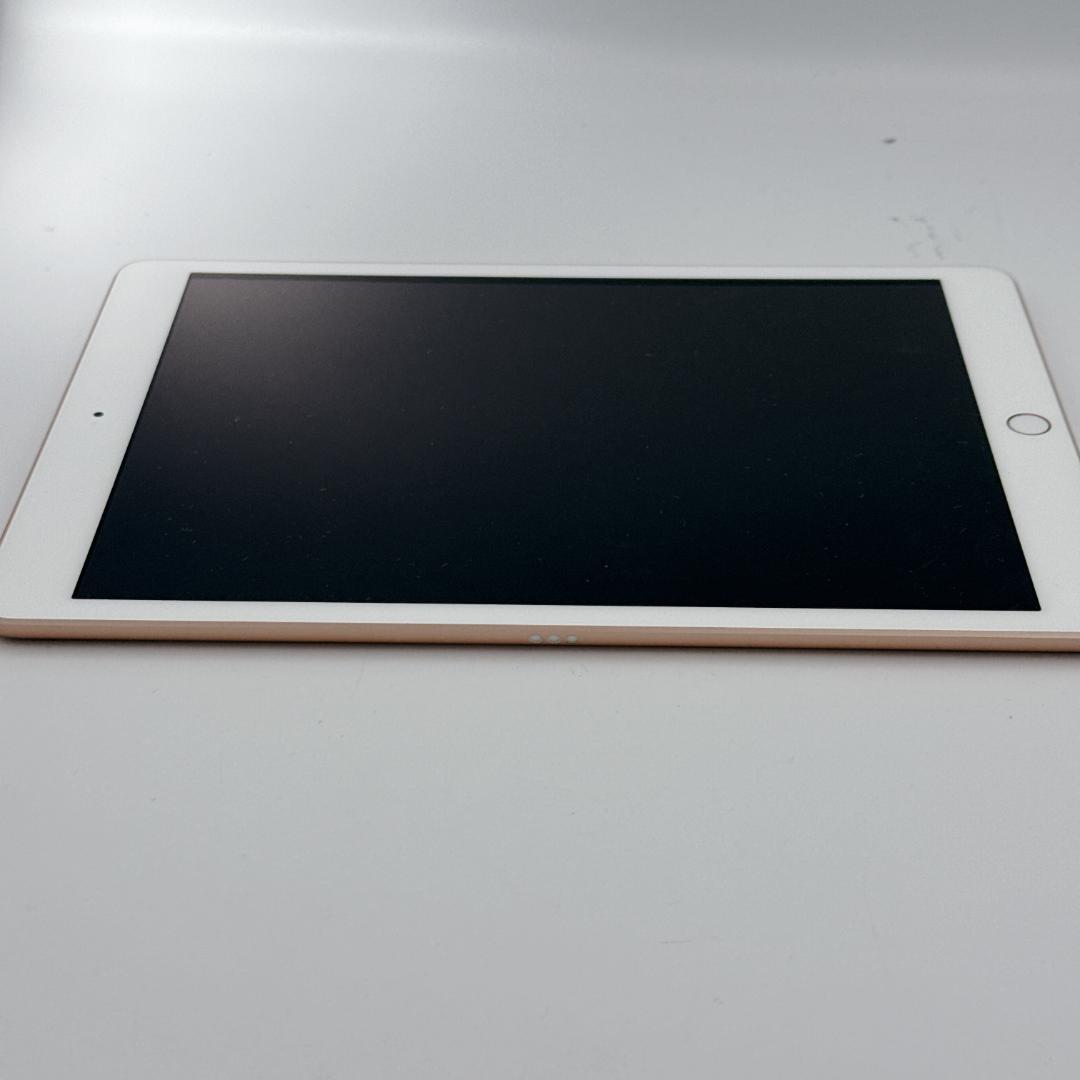 【ほぼ新品】iPad 第7世代 32GB Wi-Fiモデル MW762J/A