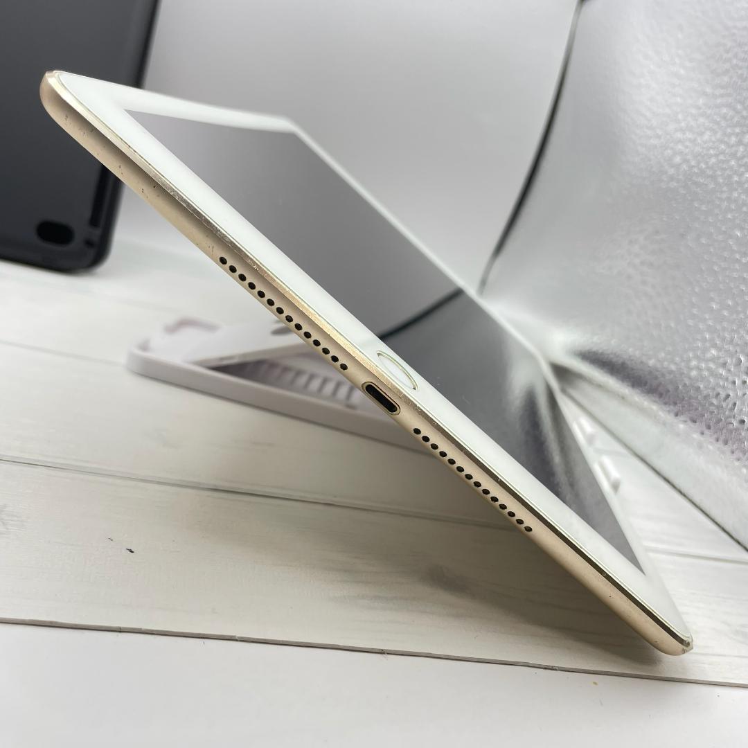 【お値打ちセット】iPad Air 64GB 本体＋未使用ケースセット