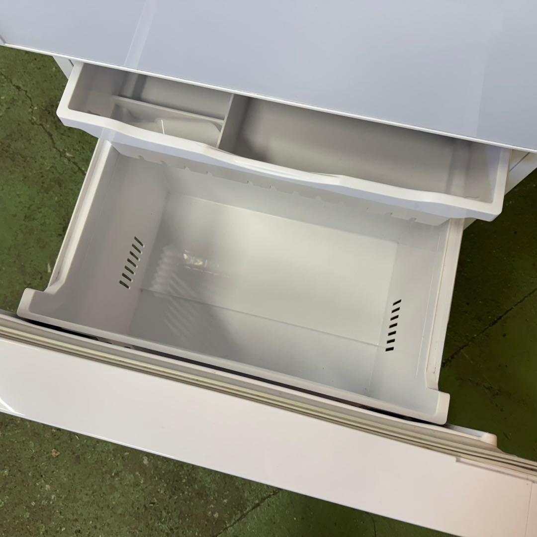 318 日立　大型冷蔵庫　300L強　小型　自動製氷　大人気モデル　右開き