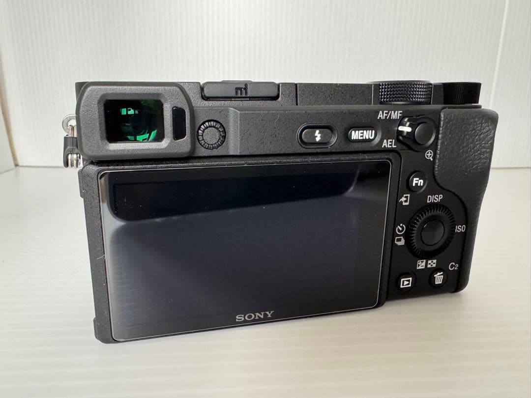 新品未使用 標準ズームレンズ付き SONY α6400 SELP1650