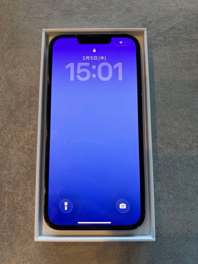 Apple iPhone 13 ミッドナイト128GB 1m充電ケーブル付き