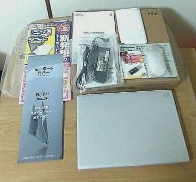 ひまわり 富士通 LIFEBOOK FMV A53G2S