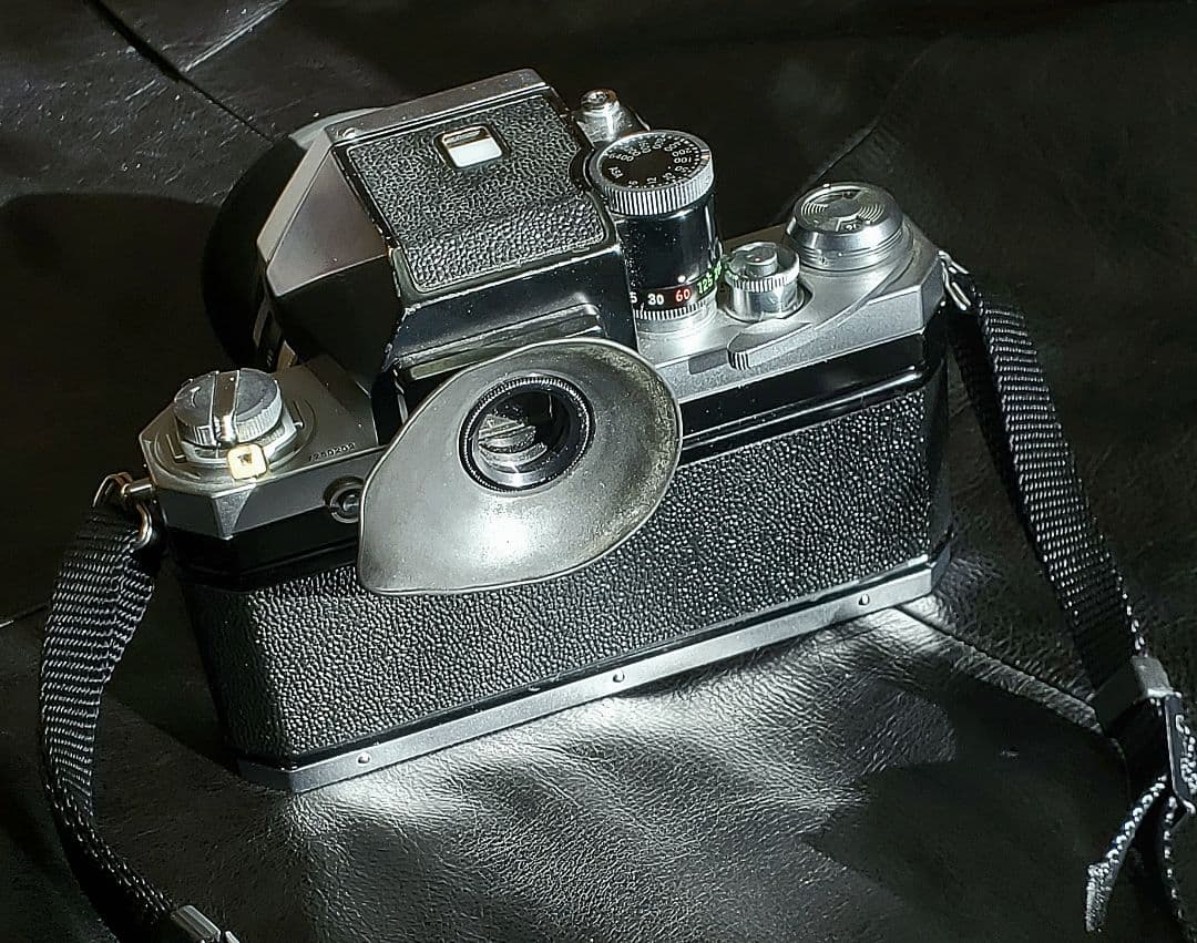 【Nikon】『ニコンF フォトミック＆単焦点レンズ３本＆テレプラス』セット