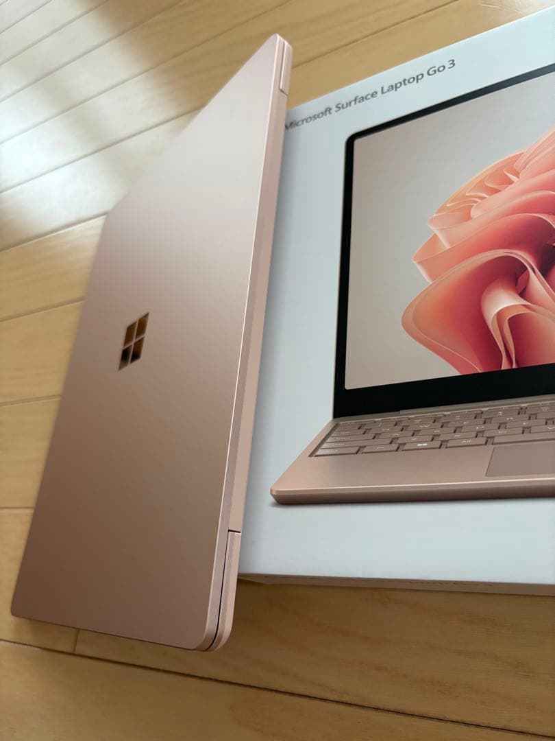 Microsoft Surface Laptop Go3サンドストーン256GB