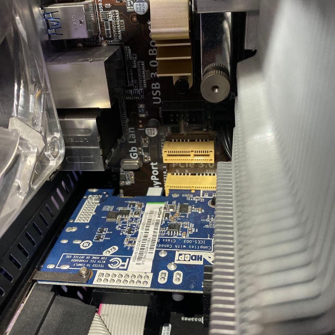 GTX1050-4Gグラフィックボード .他部品取り等に