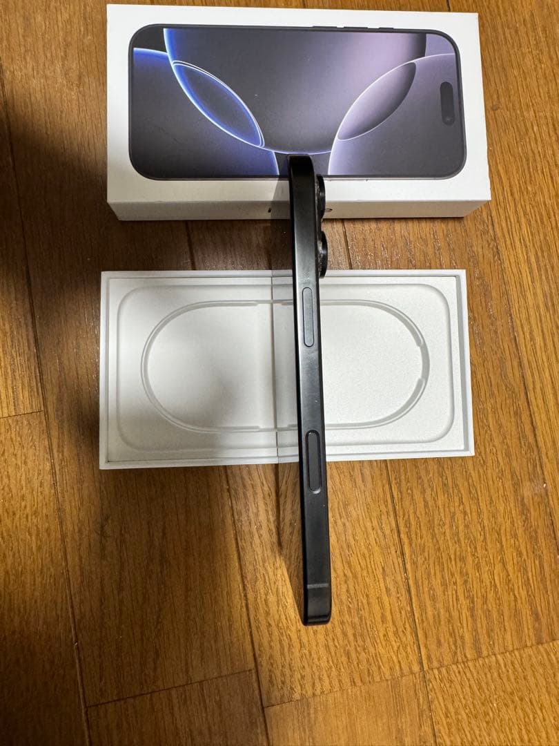 ジャンク品　iPhone 16 Pro ブラックチタニウム　256GB