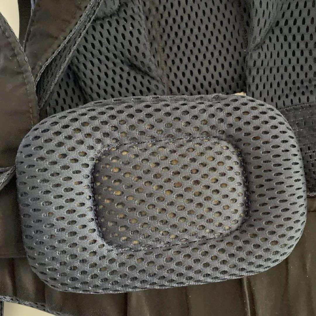 美品　BABYBJORN ヘビービョルン ハーモニー 抱っこ紐　メッシュ