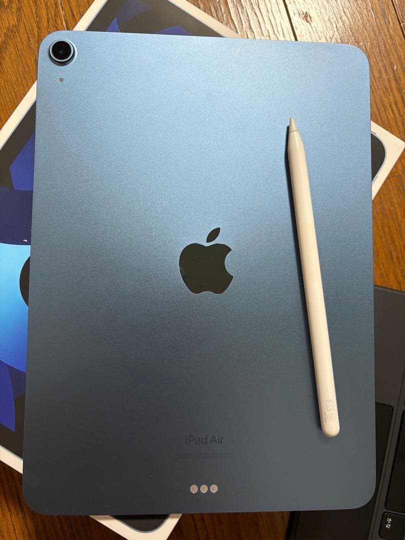 ⭐️値下げ　Apple iPad Air (第5世代) ＋キーボードとペン（純正）
