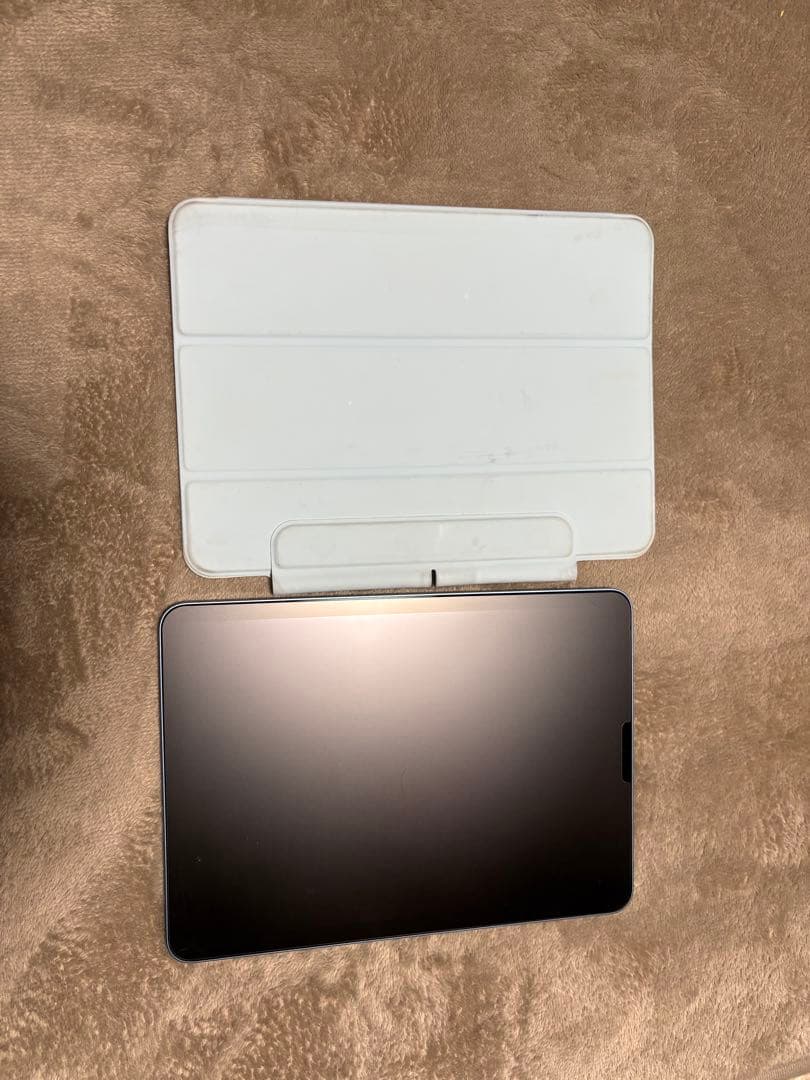 ⭐️値下げ　Apple iPad Air (第5世代) ＋キーボードとペン（純正）