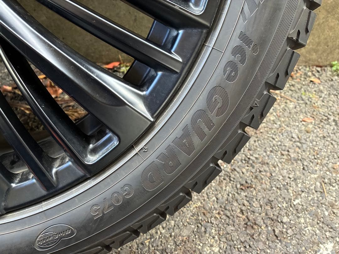 235/50R20 4本 バリ溝 スタッドレス ホイールセット レクサス NX