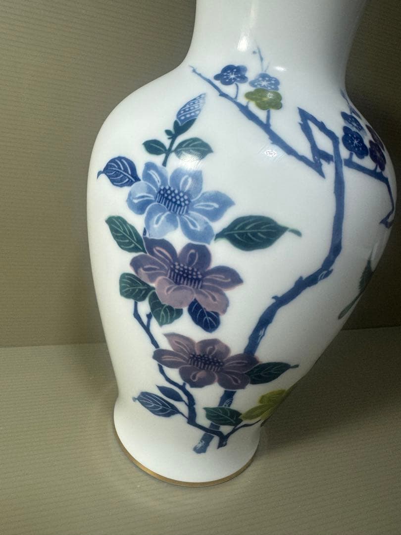 2317 大倉陶園　梅 椿 鳥 金彩 花瓶　未使用