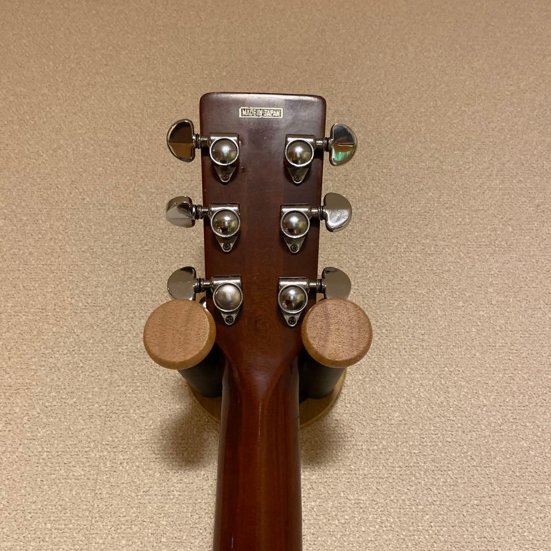 Kasuga（春日楽器）のレアモデル　トップ単板で虎杢のメイプルサイドバック