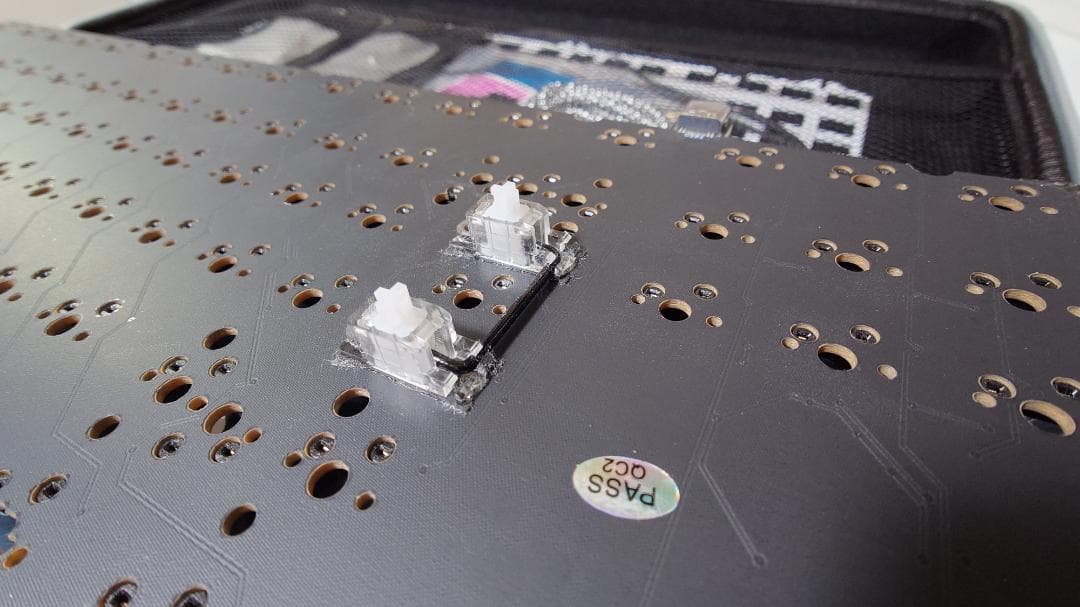 自作キーボード Freebird TKL White