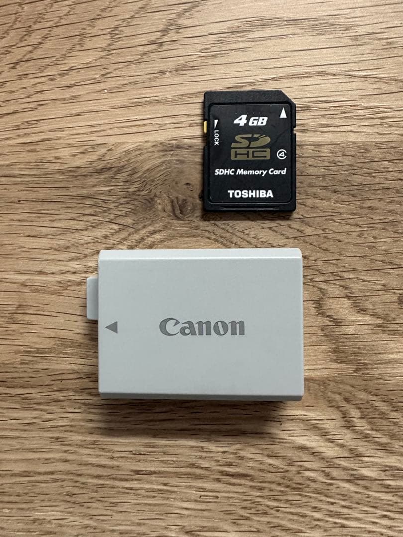 【美品】Canon EOS kissX2 デジタル一眼レフカメラ