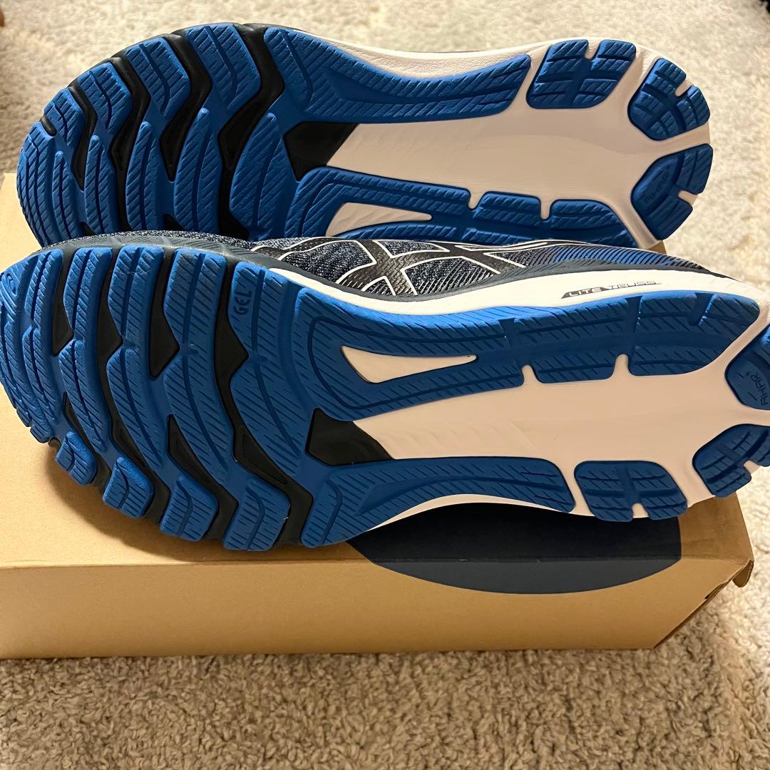 【新品】アシックス ランニングシューズ 27.5cmネイビー