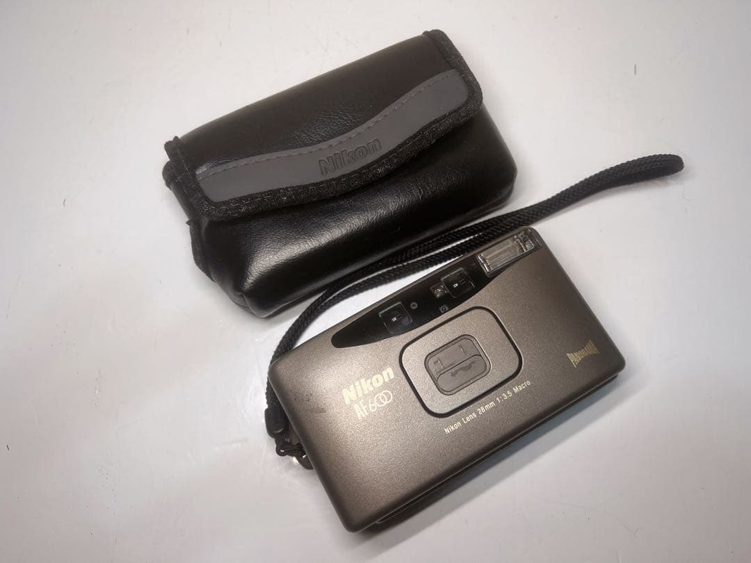 Nikon AF600 コンパクトフィルムカメラ