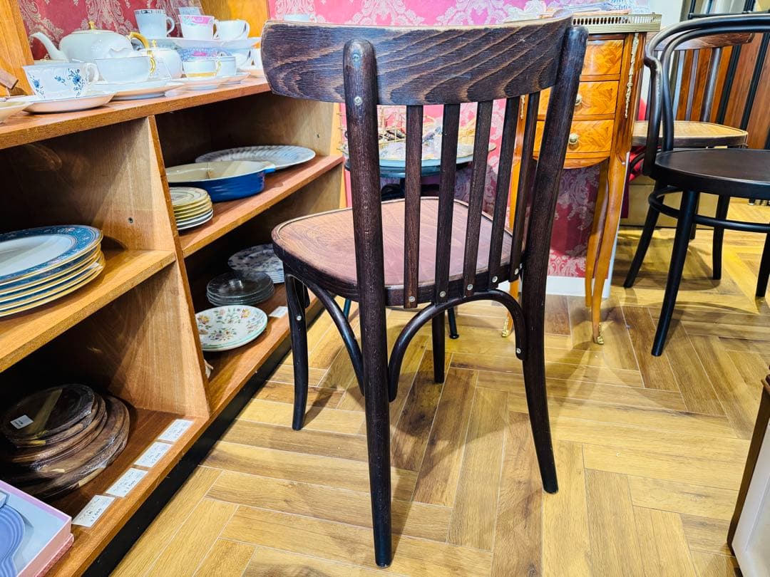 2B8017【トン】 TO-63 DARK　ベントウッドチェア