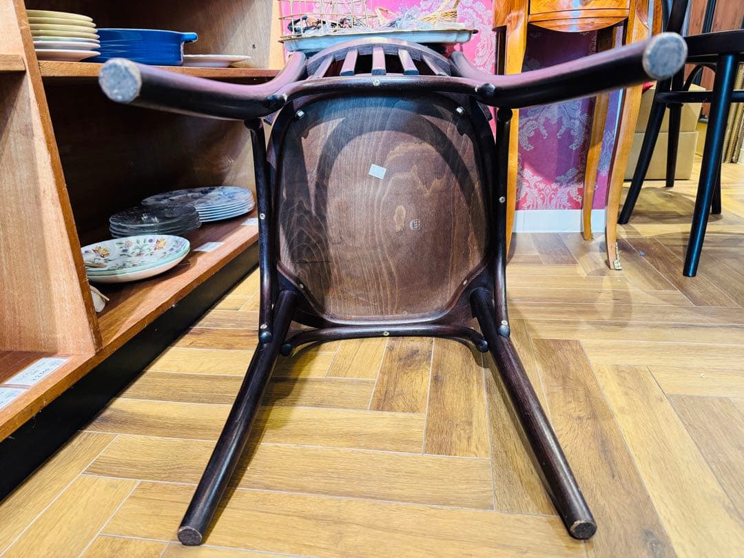 2B8017【トン】 TO-63 DARK　ベントウッドチェア