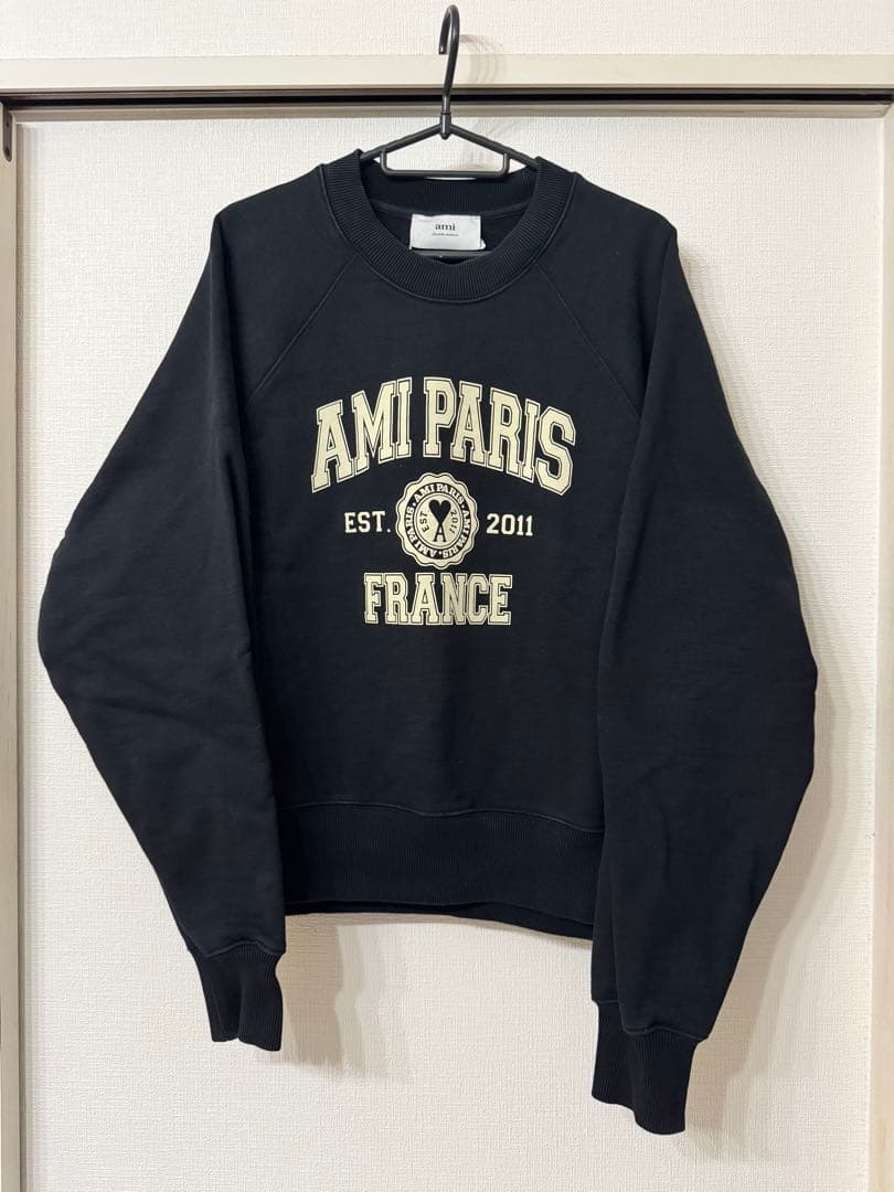 アミパリ　スエット　ロゴ