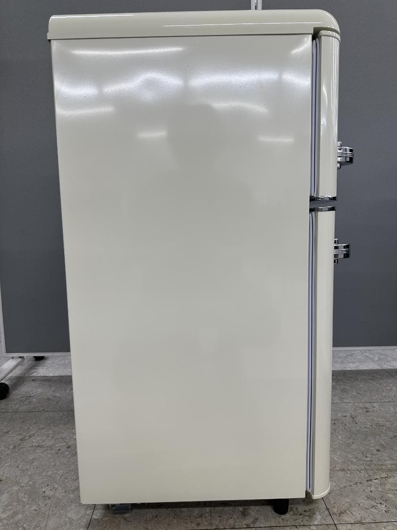 オーヤマ 冷蔵庫　昭和レトロ　PRR-082D-W　81L　2023年製ホワイト