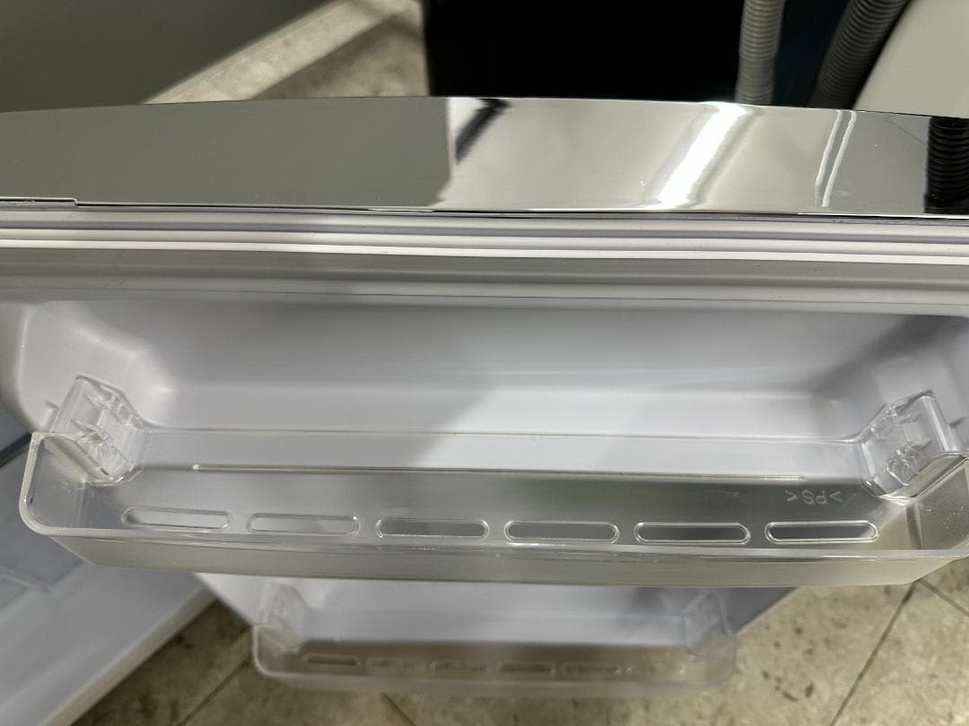 オーヤマ 冷蔵庫　昭和レトロ　PRR-082D-W　81L　2023年製ホワイト