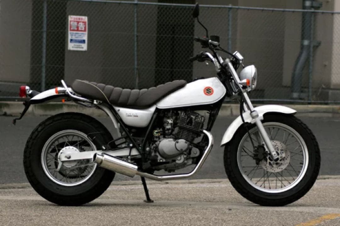 専用新品　HMS スズキ バンバン200 100φ砲弾マフラー