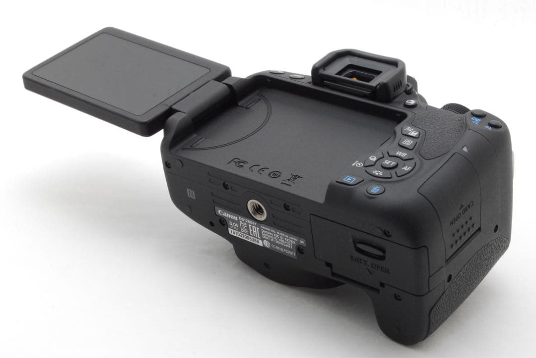 ✨極美品✨キャノン Kiss X8i❤️ショット数わずか296回！！