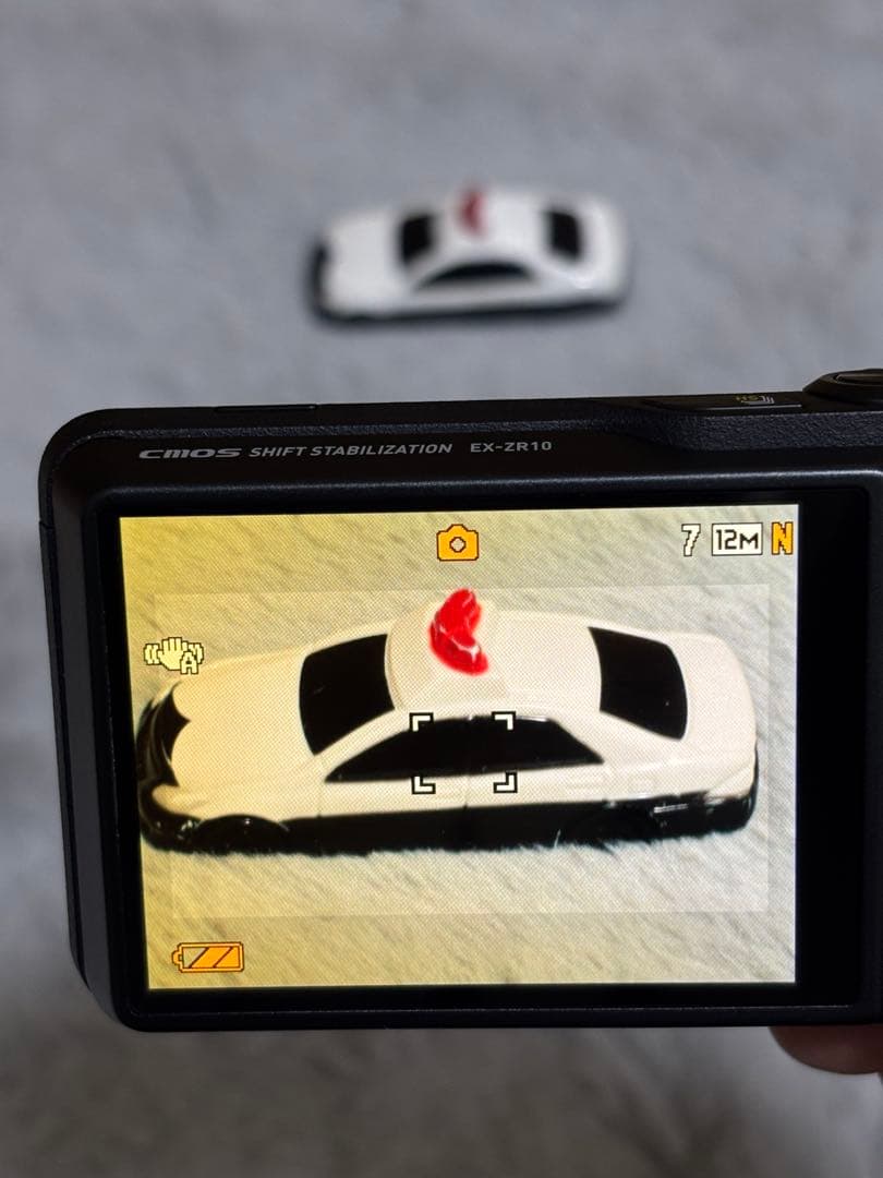 CASIO EXILIM EX-ZR10 ブラック デジカメ