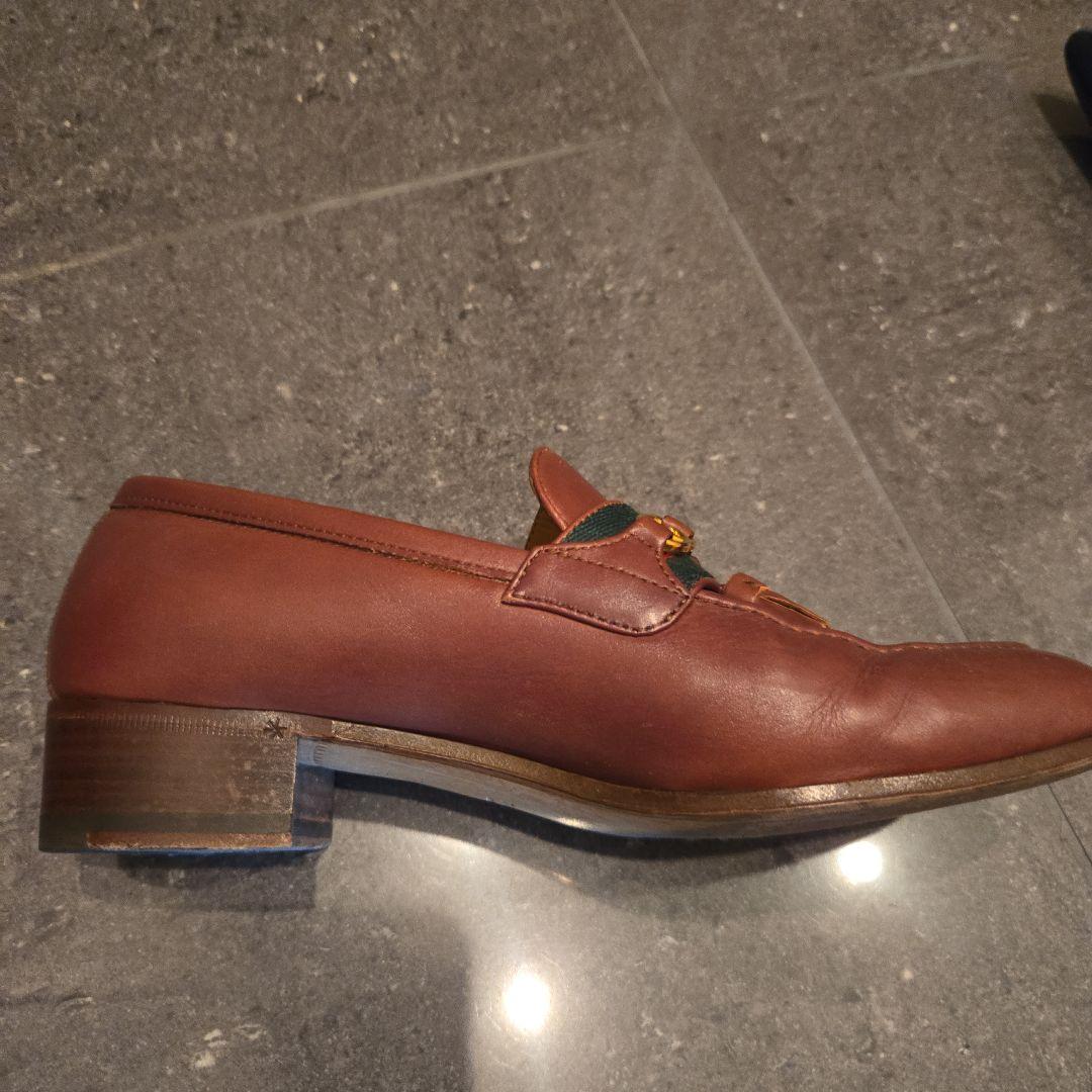 GUCCI ブラウンレザー ローファー