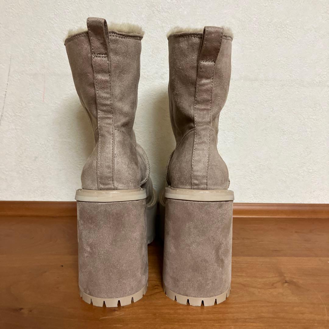 【美品】✨GYDA✨フェイクムートンplatformショートブーツ23.5