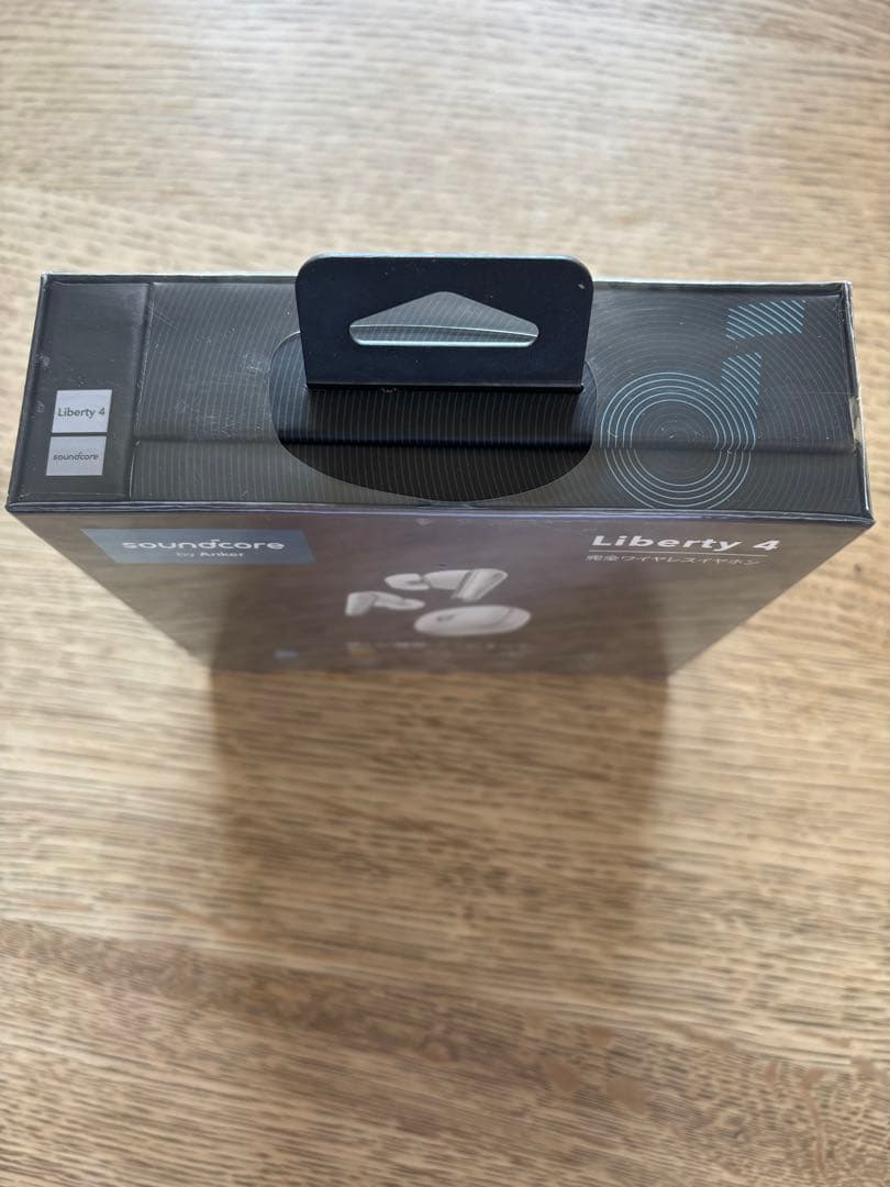 ち*る様 soundcore Liberty 4 クラウドホワイト