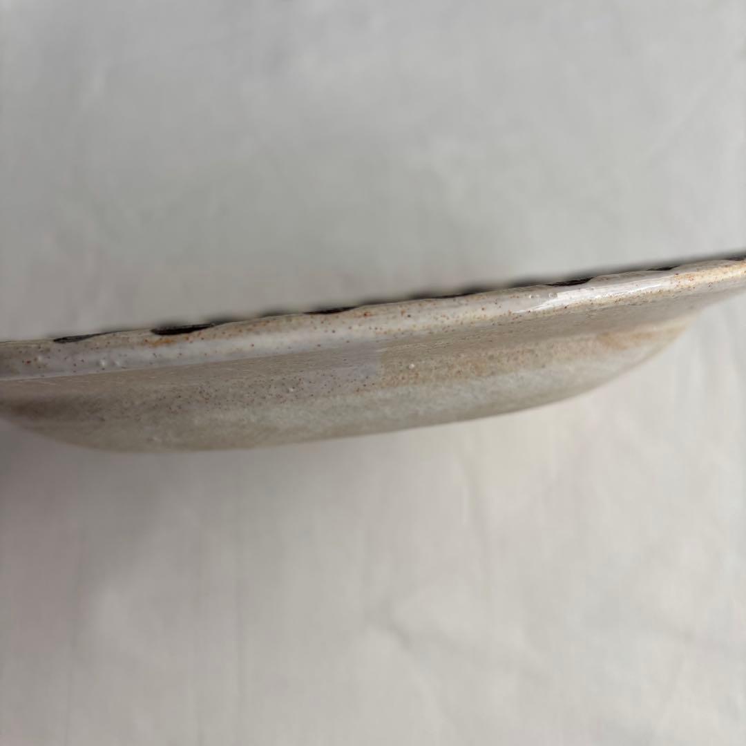 鹿児島睦　楕円　オーバルプレート　器　皿　鳩　ツバメ　鳥　草花　かごしままこと