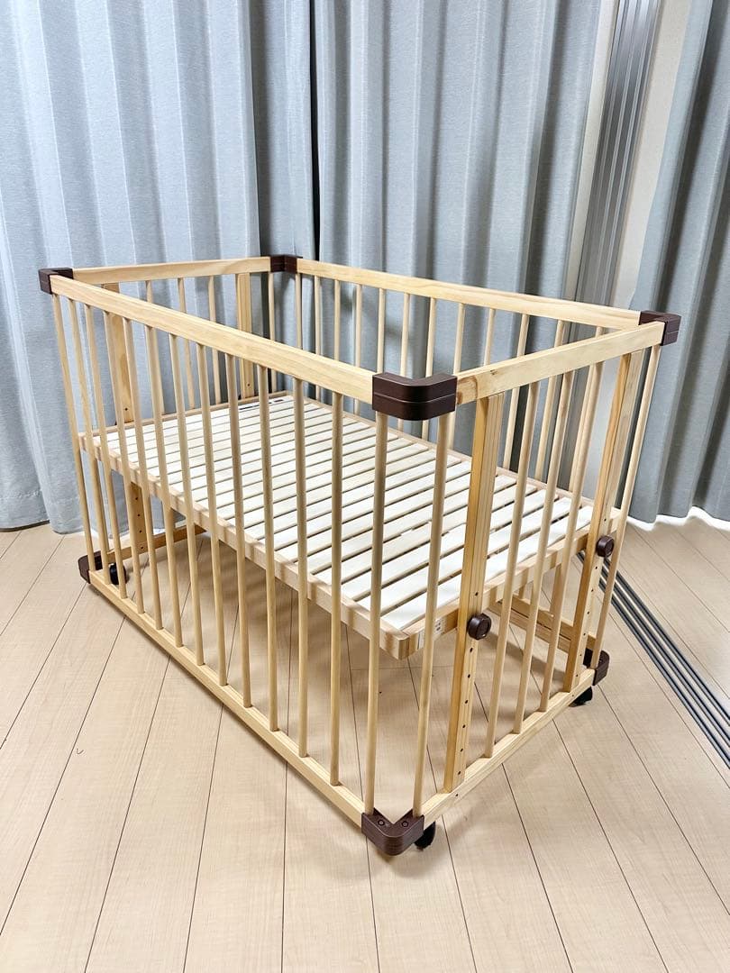 良品 ファルスカ 木製 ベビーベット ベビーサークル ベッドサイドベッド ②