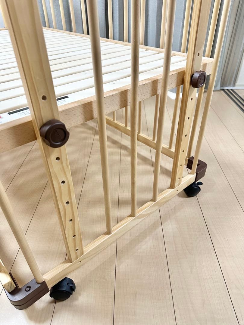 良品 ファルスカ 木製 ベビーベット ベビーサークル ベッドサイドベッド ②
