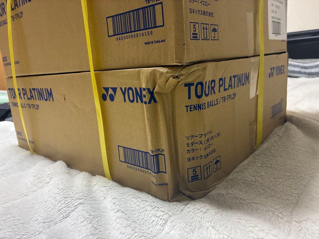 YONEX TOUR PLATINUM 2球入30缶2箱計120球