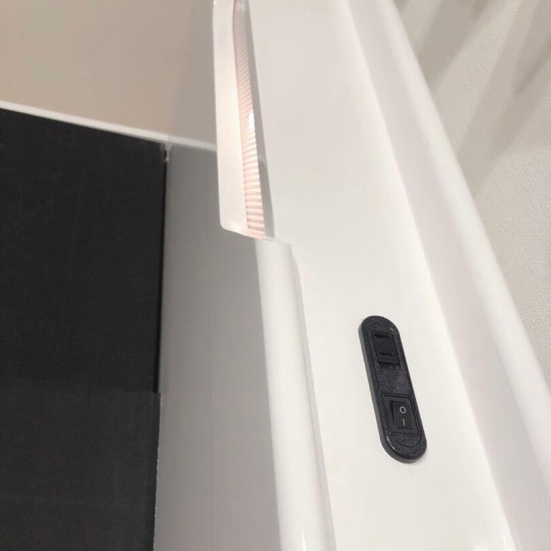 ホワイトベッド 引出5箇所LEDライト付き　店じまいセールで半額11万円で購入