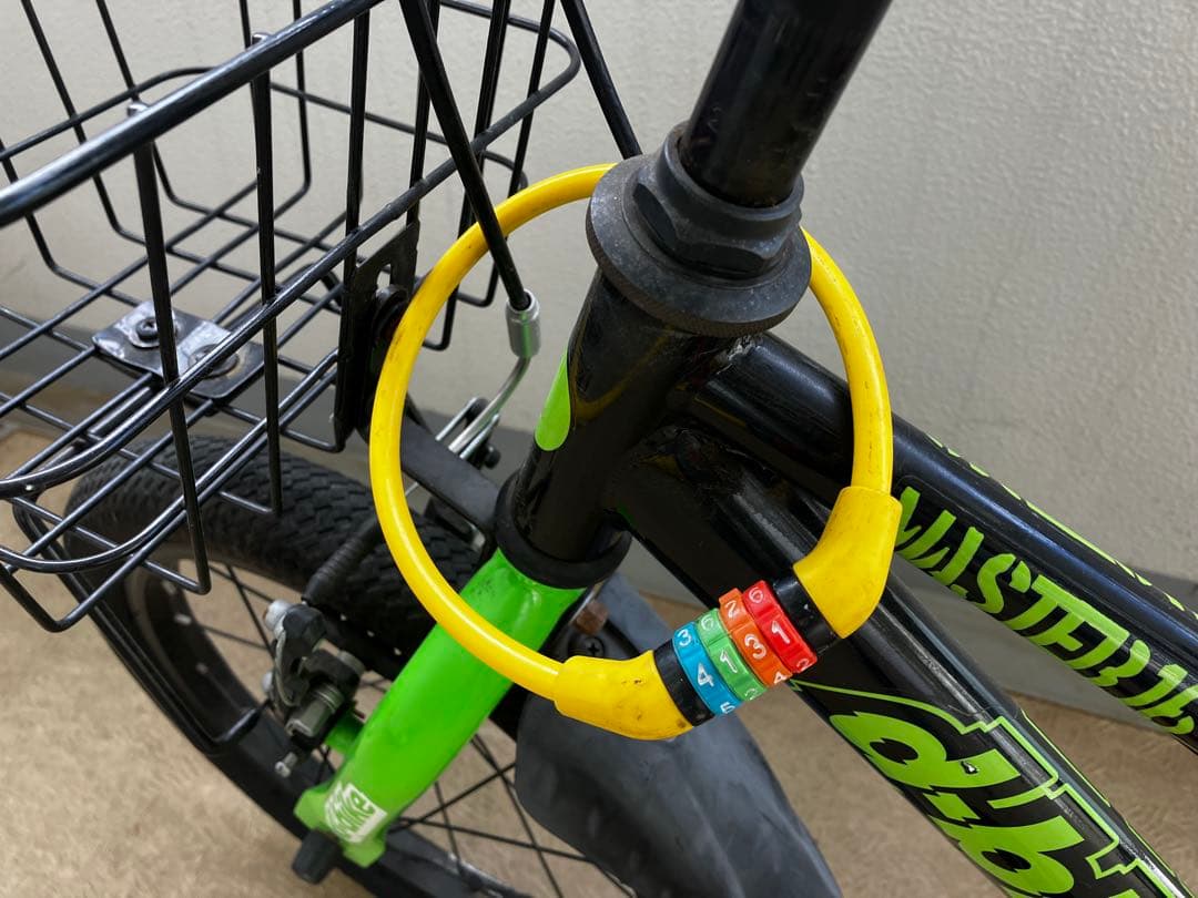 a.　d-bike 幼児用自転車 黒/緑 16インチ　カゴ付き