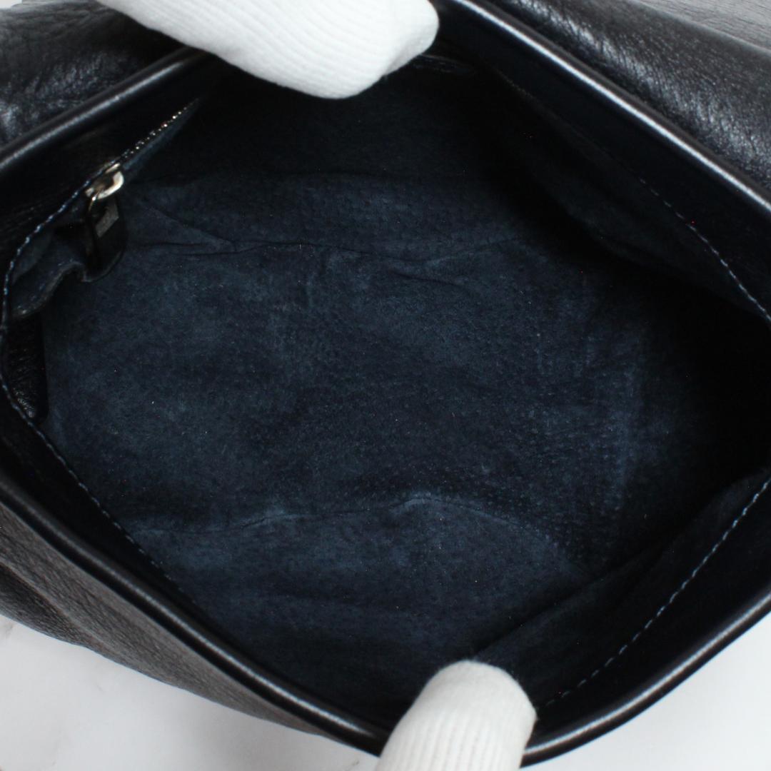 ヒロフ ハンドバッグ フォーマルバッグ ワンハンドル レザー シボ革 ブラック系