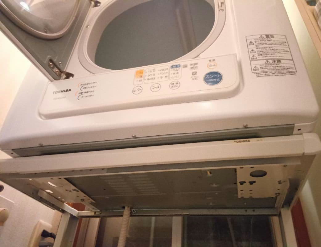中古　東芝乾燥機専用スタンド DS-72