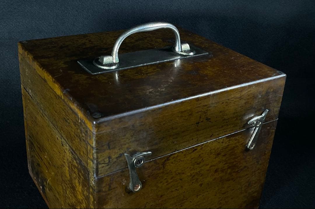 医者　道具箱　木箱　往診鞄　古道具