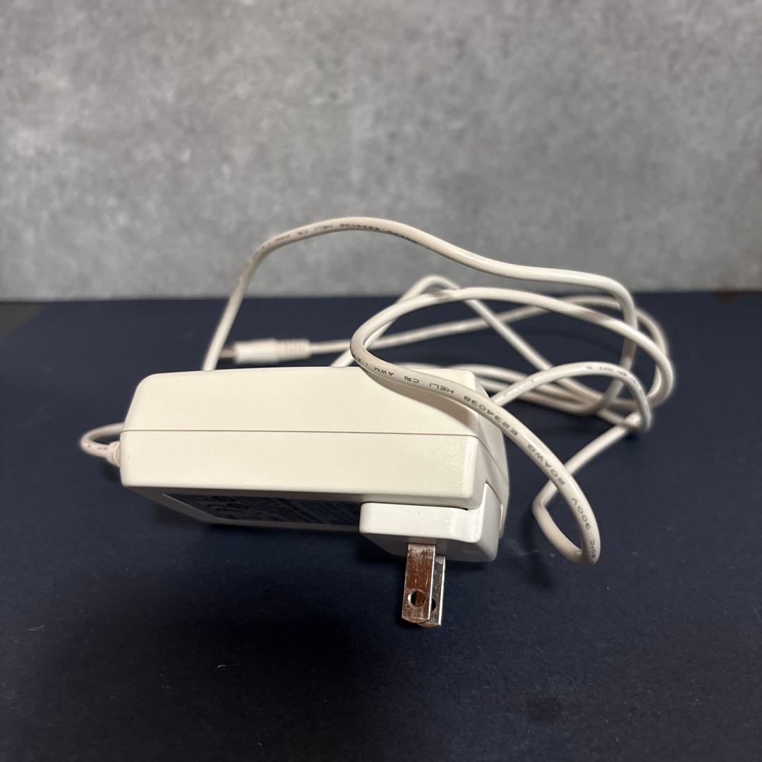 NEWAリフト　美顔器 & VENUS GEL 1000ml サブマイクロ波